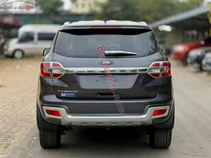 Xe Ford Everest Titanium 2.0L 4x2 AT 2019