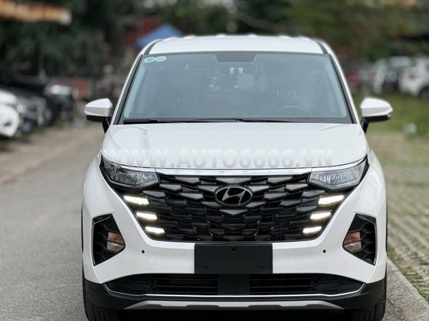 Hyundai Custin Tiêu Chuẩn 1.5T 2023