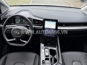 Xe Hyundai Custin Tiêu Chuẩn 1.5T 2023