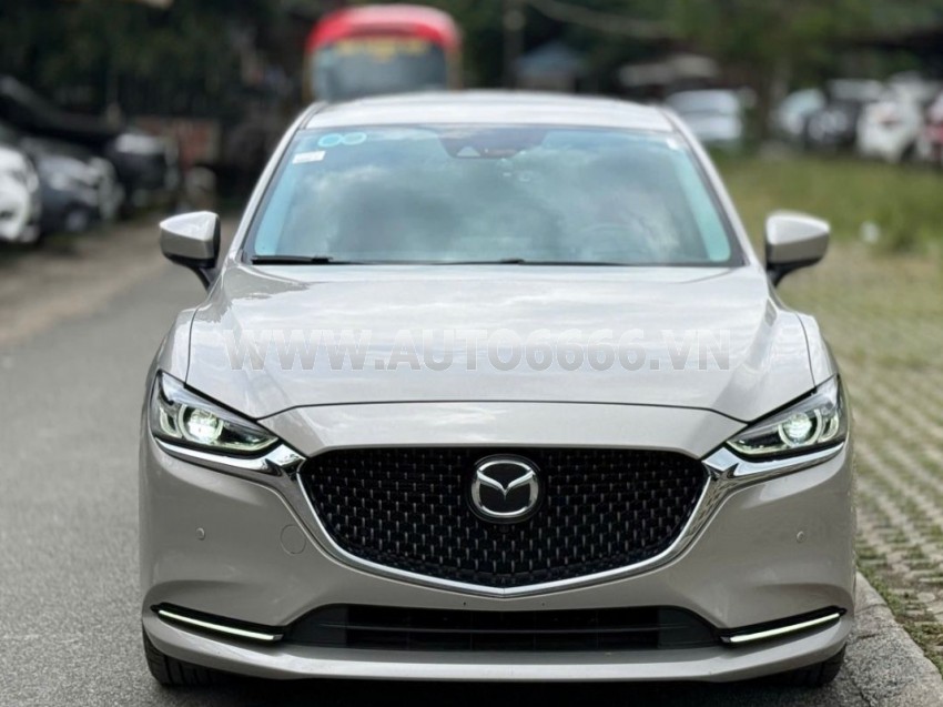 Mazda 6 Premium 2.0 AT 2024