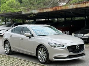 Xe Mazda 6 Premium 2.0 AT 2024