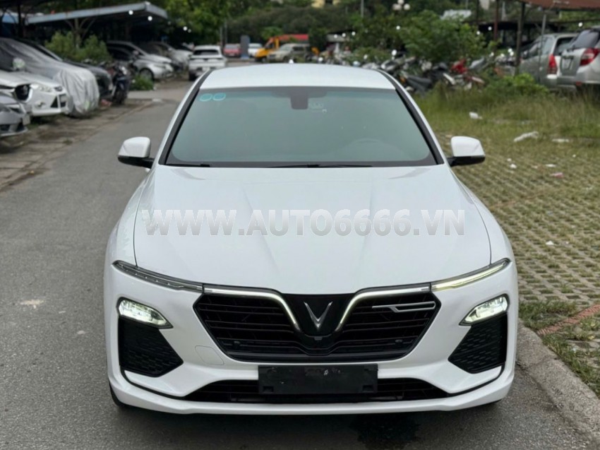 VinFast Lux A 2.0 2.0 AT 2021