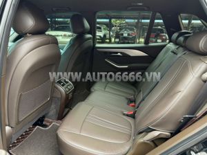 Xe VinFast Lux SA 2.0 Premium 2.0 AT 2020