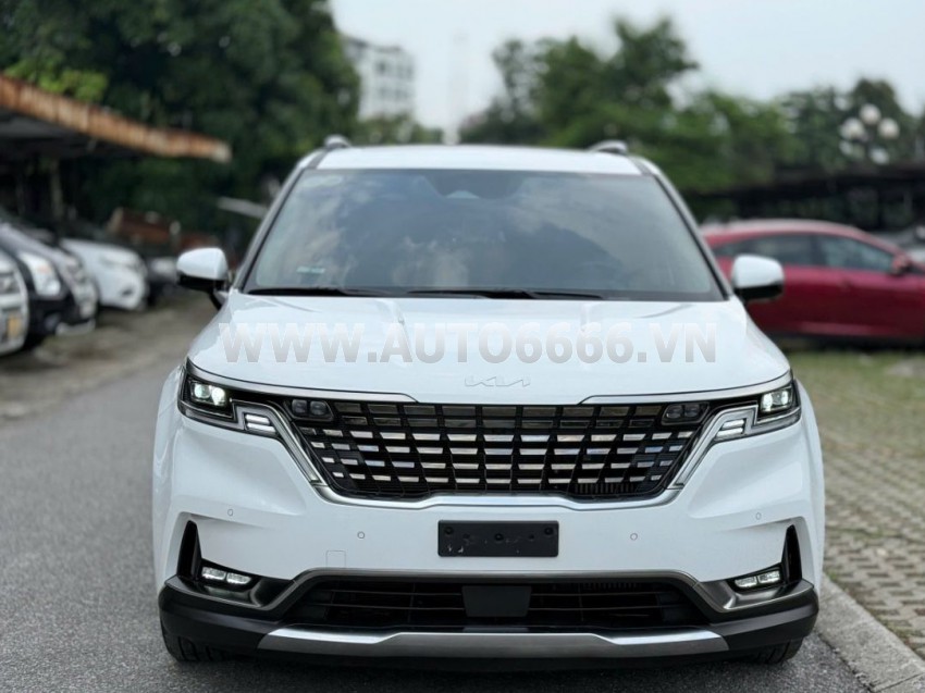 Kia Carnival Signature 2.2D 2024