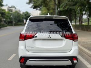 Xe Mitsubishi Outlander 2.0 CVT 2021