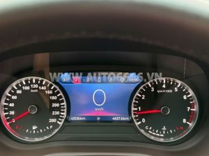 Xe VinFast Lux A 2.0 Base 2.0 AT 2021