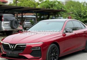 Xe VinFast Lux A 2.0 Base 2.0 AT 2021
