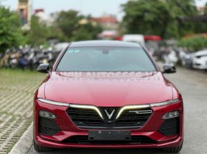 Xe VinFast Lux A 2.0 Base 2.0 AT 2021