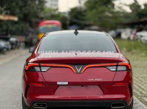 Xe VinFast Lux A 2.0 Base 2.0 AT 2021