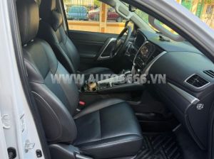 Xe Mitsubishi Pajero Sport 2.4D 4x2 AT 2023