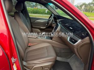 Xe VinFast Lux SA 2.0 Plus 2.0 AT 2019