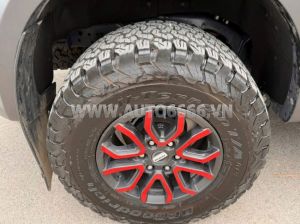 Xe Ford Ranger Raptor 2.0L 4x4 AT 2024