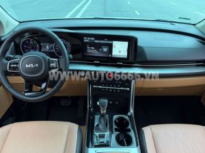Xe Kia Carnival Luxury 2.2D 2023