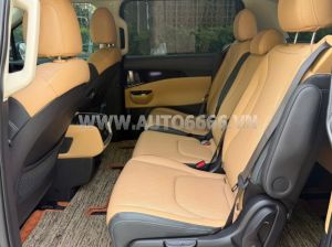 Xe Kia Carnival Premium 2.2D 8S 2023