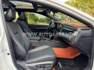 Xe Toyota Camry 2.5 HEV Top 2025