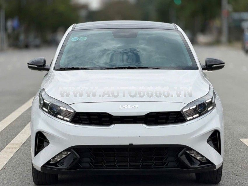 Kia K3 Luxury 1.6 AT 2023