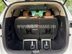Xe Kia Carnival Luxury 2.2D 2024