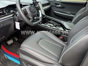 Xe Hyundai Custin Cao Cấp 2.0T 2023