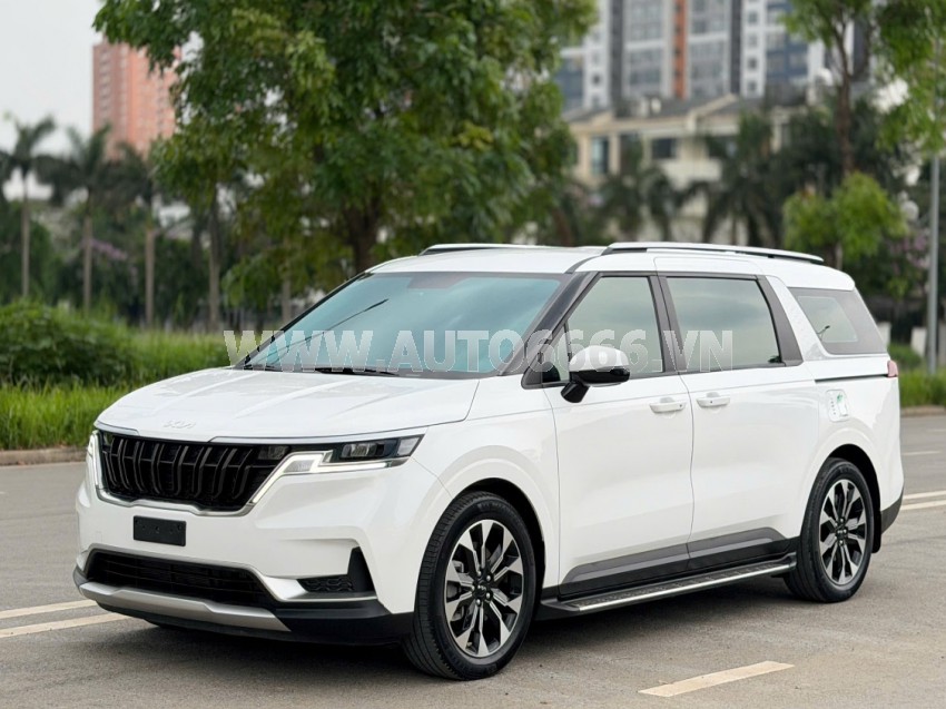 Kia Carnival Luxury 2.2D 2023