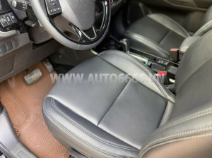 Xe Mitsubishi Outlander 2.0 CVT 2021
