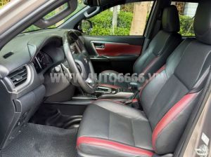 Xe Toyota Fortuner Legender 2.4L 4x2 AT 2022