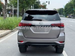 Xe Toyota Fortuner Legender 2.4L 4x2 AT 2022