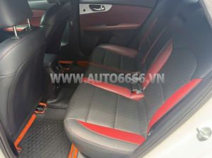 Xe Kia K3 Premium 2.0 AT 2025