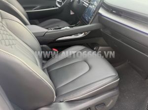 Xe Hyundai Custin Cao Cấp 2.0T 2024