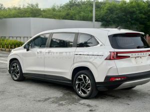 Xe Hyundai Custin Cao Cấp 2.0T 2024
