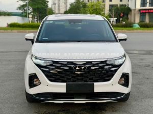Xe Hyundai Custin Cao Cấp 2.0T 2024