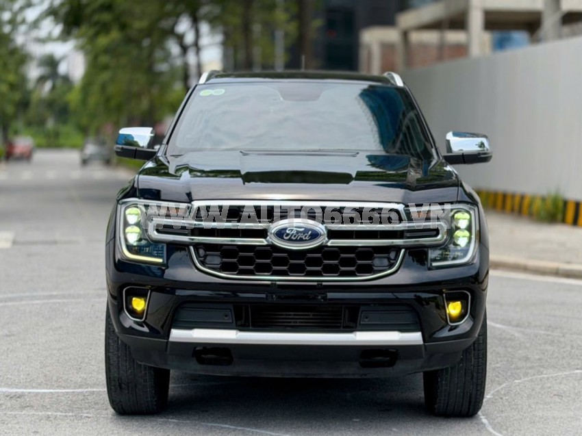 Ford Everest Titanium 2.0L 4x2 AT 2022