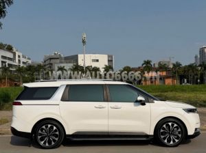 Xe Kia Carnival Luxury 2.2D 2024