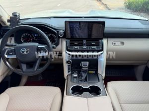 Xe Toyota Land Cruiser 3.5 V6 2024