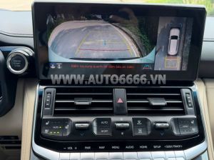 Xe Toyota Land Cruiser 3.5 V6 2024