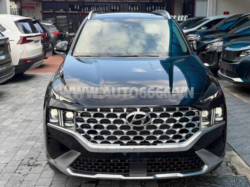 Hyundai SantaFe Cao cấp 2.5L HTRAC 2024
