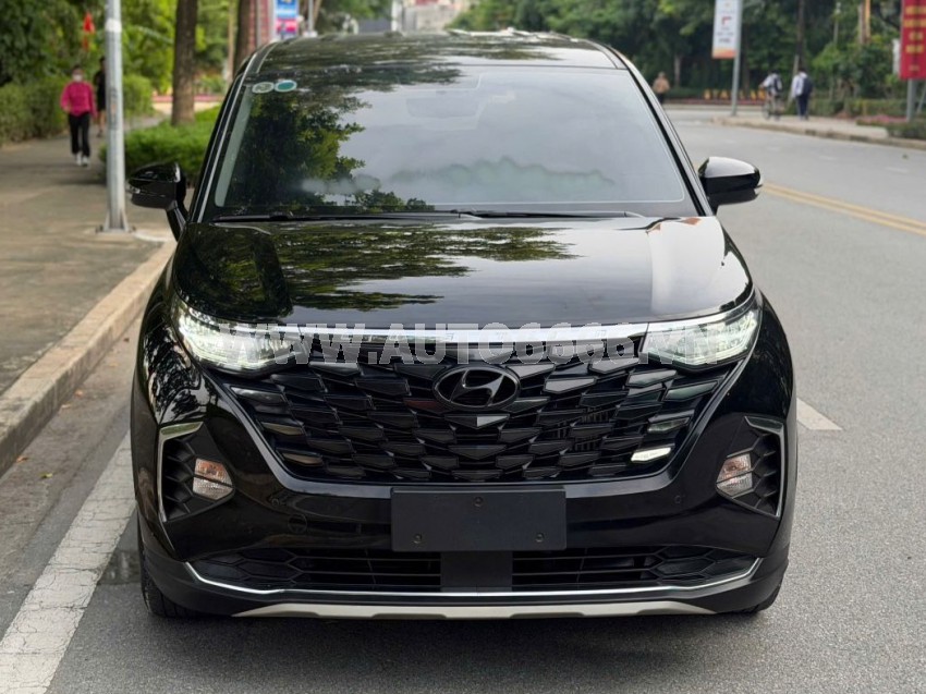 Hyundai Custin Tiêu Chuẩn 1.5T 2024
