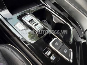 Xe Hyundai Custin Tiêu Chuẩn 1.5T 2024