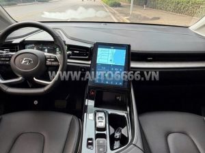 Xe Hyundai Custin Tiêu Chuẩn 1.5T 2024