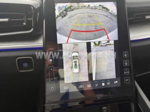 Xe Hyundai Custin Cao Cấp 2.0T 2024