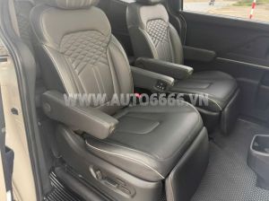 Xe Hyundai Custin Cao Cấp 2.0T 2024