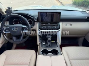 Xe Toyota Land Cruiser 3.5 V6 2024