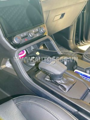 Xe Ford Everest Platinum 2.0L 4x4 AT 2026