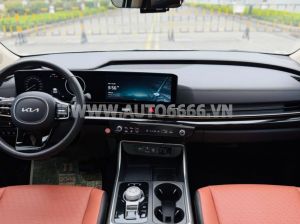 Xe Kia Carnival Signature 2.2D 2025