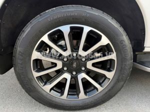 Xe Ford Everest Platinum 2.0L 4x4 AT 2024